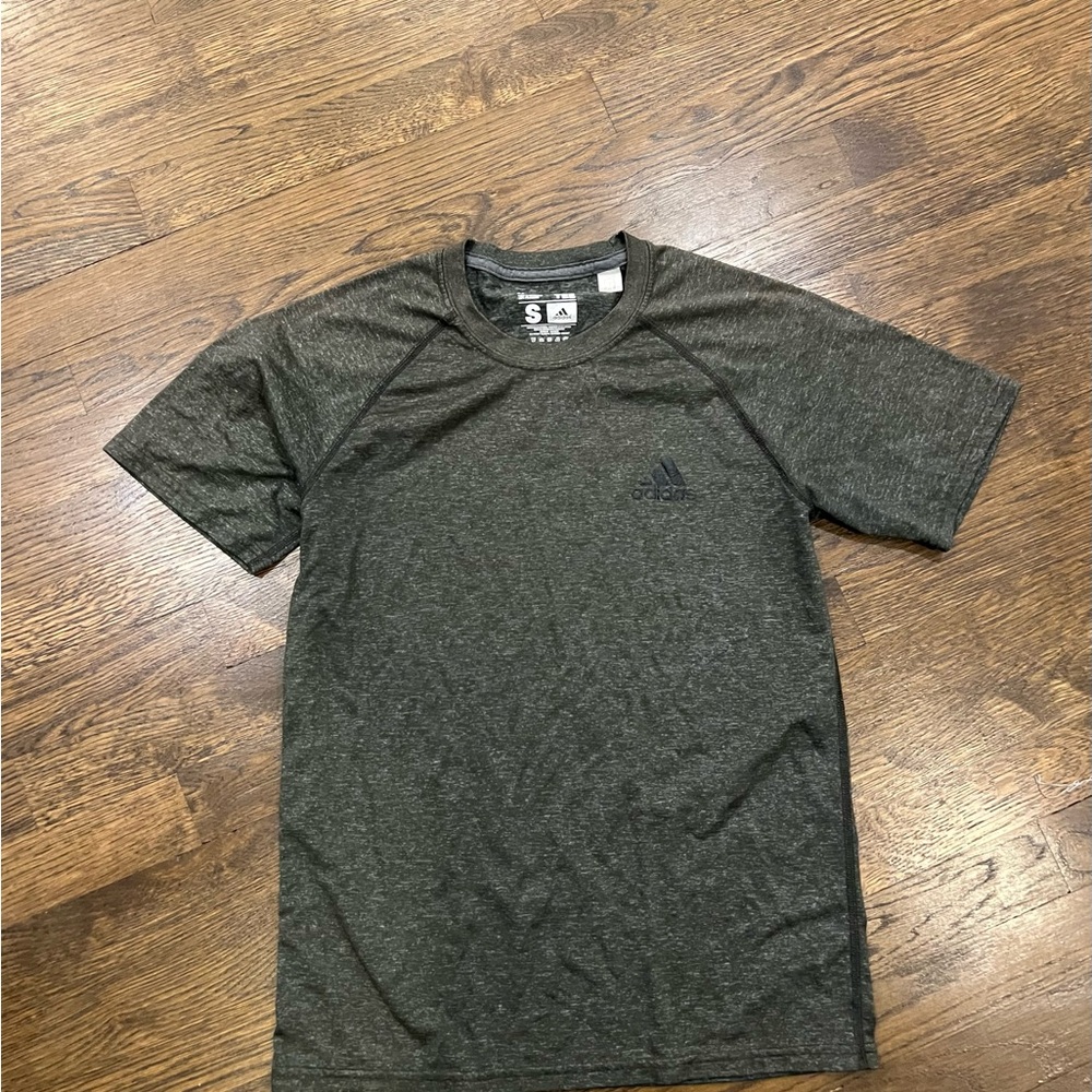 Adidas Gray Short Sleeve Tee Athletic Performance